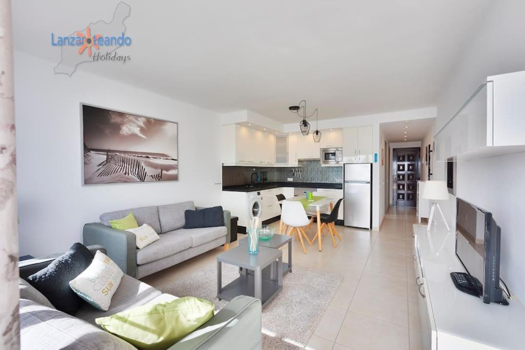 Casa Patty, Piscinas Climatizadas, Primera Linea Costa Teguise Exteriér fotografie