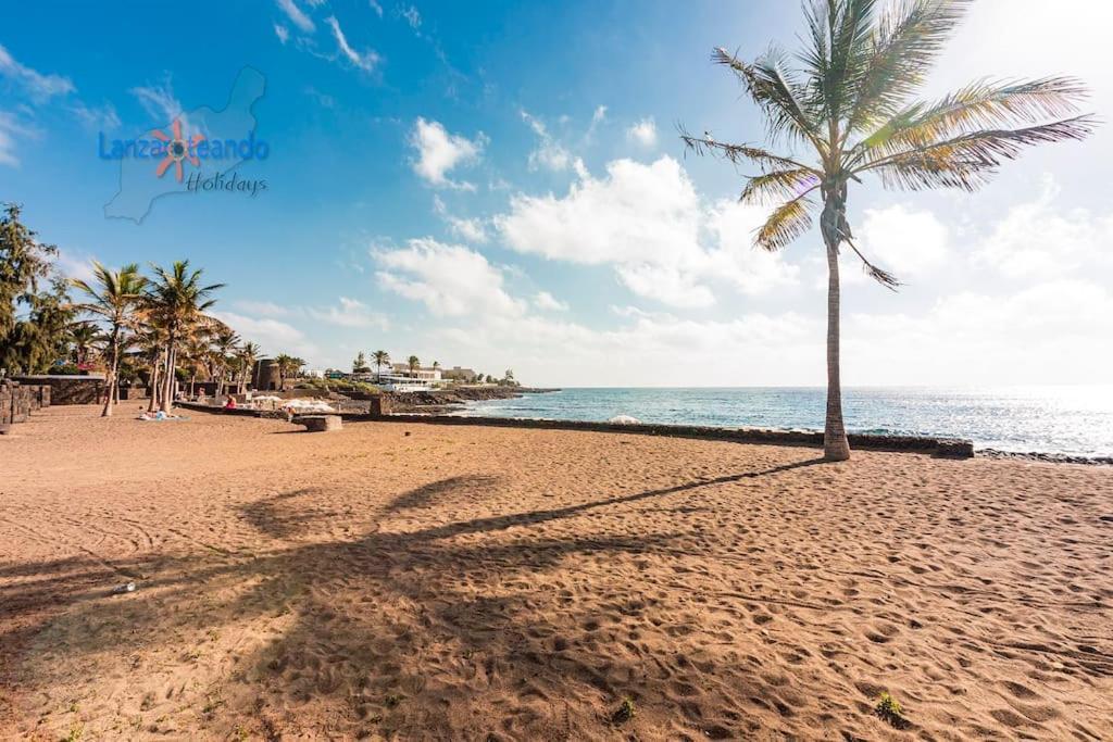 Casa Patty, Piscinas Climatizadas, Primera Linea Costa Teguise Exteriér fotografie